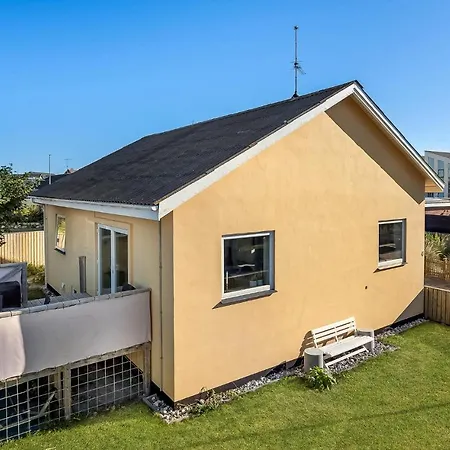 3 Bedroom In *