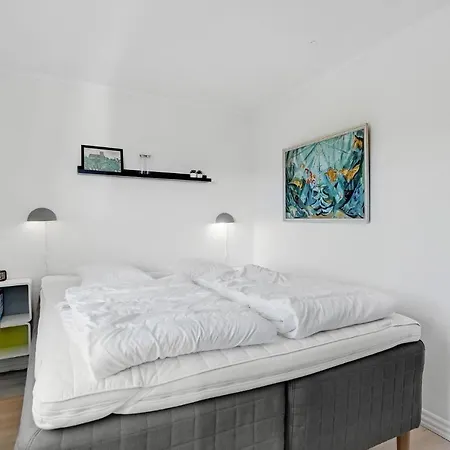 3 Bedroom In *