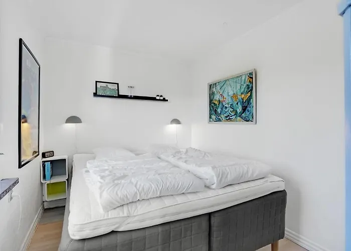 3 Bedroom In *
